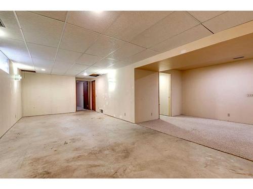 855 Cannell Road, Calgary, AB - Indoor Photo Showing Basement