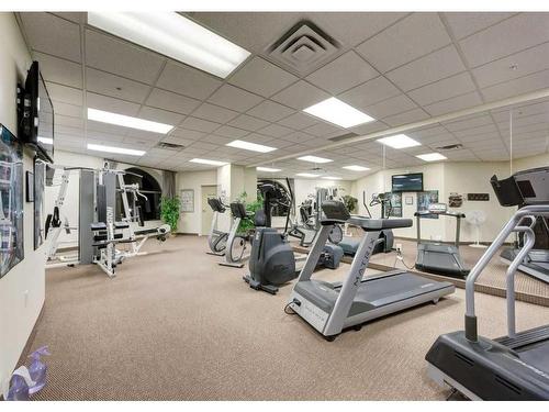 404-1726 14 Avenue Nw, Calgary, AB - Indoor Photo Showing Gym Room