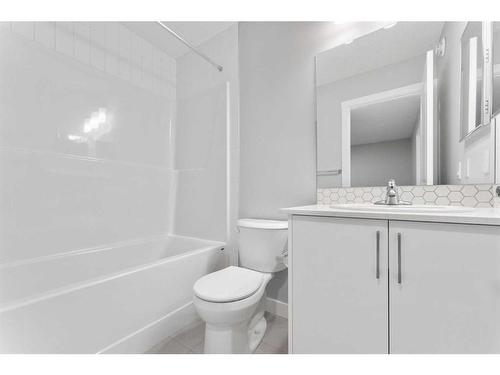 198 Legacy Glen Court, Calgary, AB - Indoor Photo Showing Bathroom