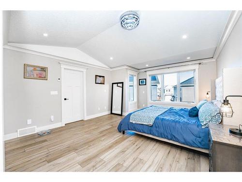 176 Kinniburgh Way, Chestermere, AB - Indoor Photo Showing Bedroom