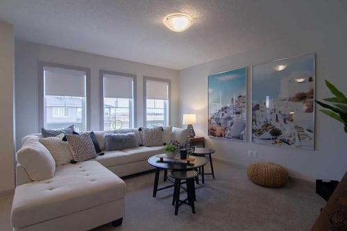 258 South Shore Court, Chestermere, AB - Indoor Photo Showing Living Room