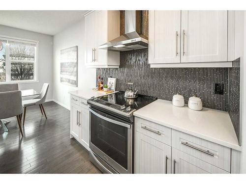 109 Walden Park Se, Calgary, AB - Indoor Photo Showing Kitchen With Upgraded Kitchen