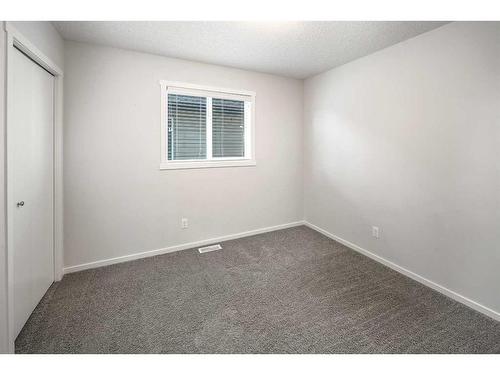 109 Walden Park Se, Calgary, AB - Indoor Photo Showing Other Room