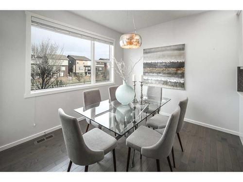109 Walden Park Se, Calgary, AB - Indoor Photo Showing Dining Room
