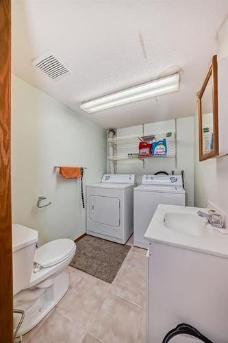 423 33 Avenue Nw, Calgary, AB - Indoor Photo Showing Laundry Room