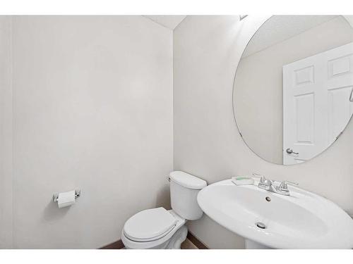 85 Citadel Bluff Close Nw, Calgary, AB - Indoor Photo Showing Bathroom