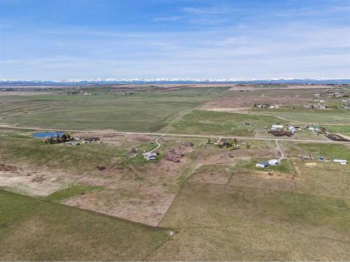 402138 Meridian Street, Rural Foothills County, AB 