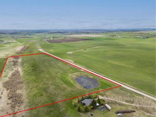 402138 Meridian Street, Rural Foothills County, AB 