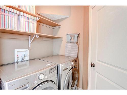 4208 16A Street Sw, Calgary, AB - Indoor Photo Showing Laundry Room