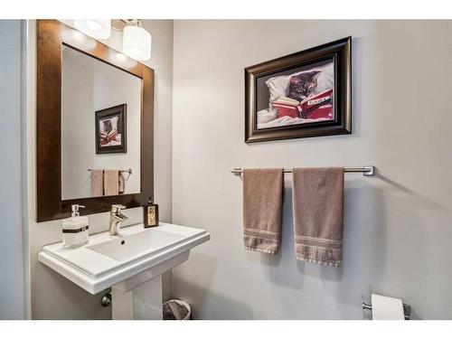 48 Legacy Mews, Calgary, AB - Indoor Photo Showing Bathroom