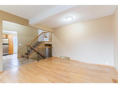 976 Bracewood Rise Sw, Calgary, AB - Indoor Photo Showing Other Room