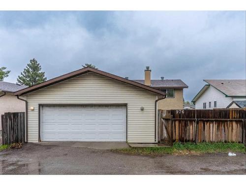 976 Bracewood Rise Sw, Calgary, AB - Outdoor With Exterior
