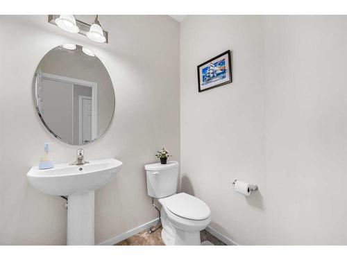 188 Cityspring Way Ne, Calgary, AB - Indoor Photo Showing Bathroom