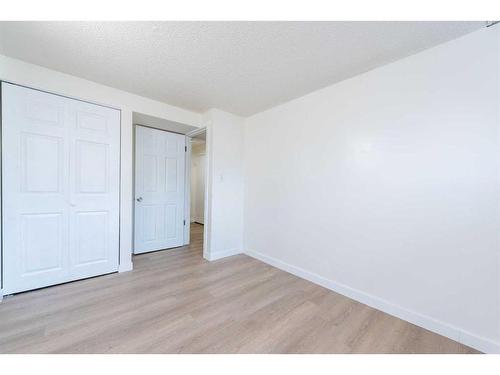 107 Dovertree Place Se, Calgary, AB - Indoor Photo Showing Other Room