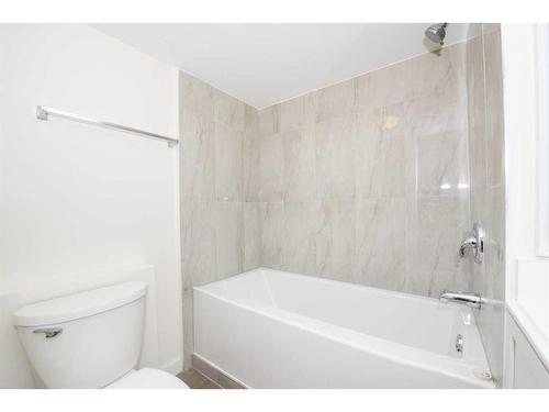 107 Dovertree Place Se, Calgary, AB - Indoor Photo Showing Bathroom