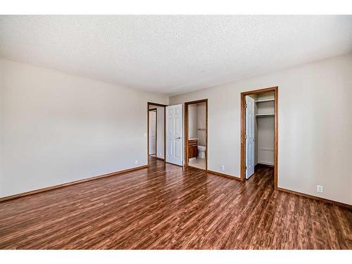167 River Rock Crescent Se, Calgary, AB - Indoor Photo Showing Other Room