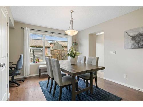20 Evansborough Common Nw, Calgary, AB - Indoor Photo Showing Dining Room