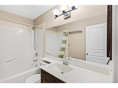 142 Silverado Bank Circle Sw, Calgary, AB - Indoor Photo Showing Bathroom