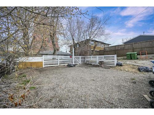 4617 Stanley Road Sw, Calgary, AB - Outdoor