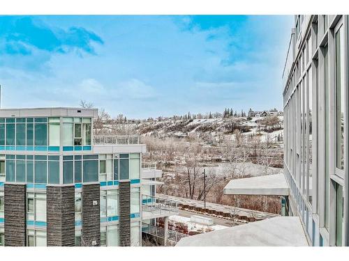 403-138 Waterfront Court Sw, Calgary, AB - Outdoor