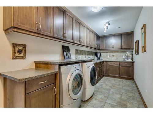 917 Sunhaven Way, Sunbreaker Cove, AB - Indoor Photo Showing Laundry Room