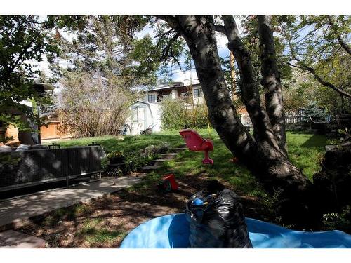 2024 30 Avenue Sw, Calgary, AB - Outdoor With Backyard