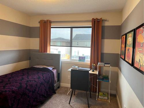 987 Evanston Drive Nw, Calgary, AB - Indoor Photo Showing Bedroom