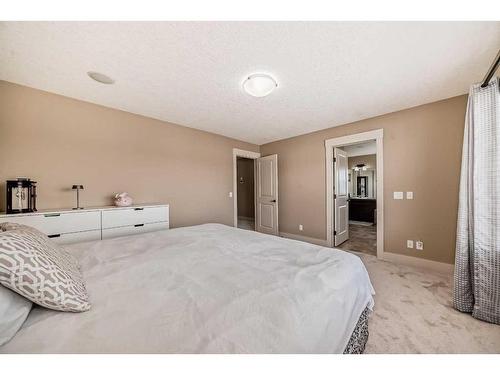 1589 Copperfield Boulevard Se, Calgary, AB - Indoor Photo Showing Bedroom