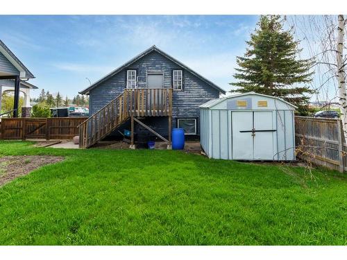 4805 54 Street, Olds, AB - Outdoor