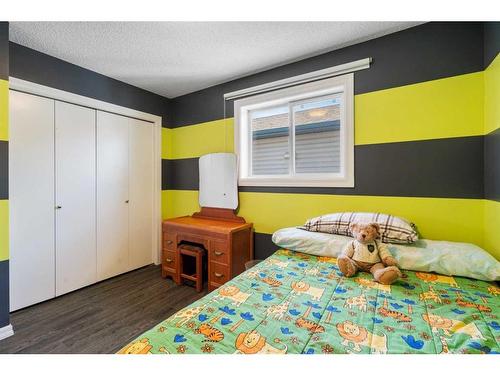 186 Coverton Close Ne, Calgary, AB - Indoor Photo Showing Bedroom