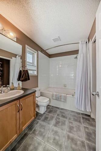 11923 Valley Ridge Drive Nw, Calgary, AB - Indoor Photo Showing Bathroom