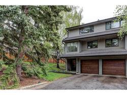 28-10 Point Drive NW Calgary, AB T3A 5M4