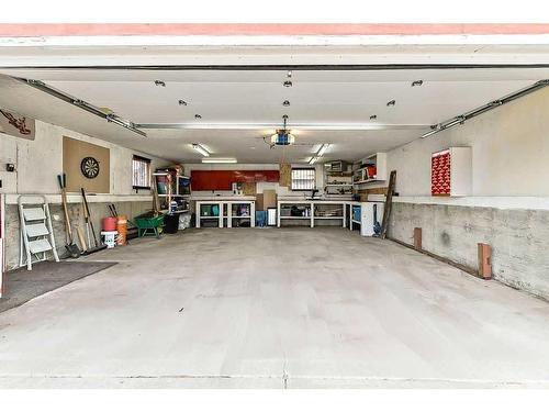 140 Sandarac Way Nw, Calgary, AB - Indoor Photo Showing Garage