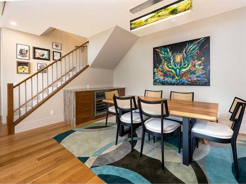 303-1407 Kensington Close Nw, Calgary, AB - Indoor Photo Showing Dining Room