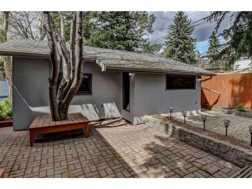 4520 Charleswood Drive Nw, Calgary, AB - Outdoor With Deck Patio Veranda