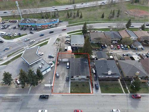 5113 17 Avenue Nw, Calgary, AB - Outdoor With View