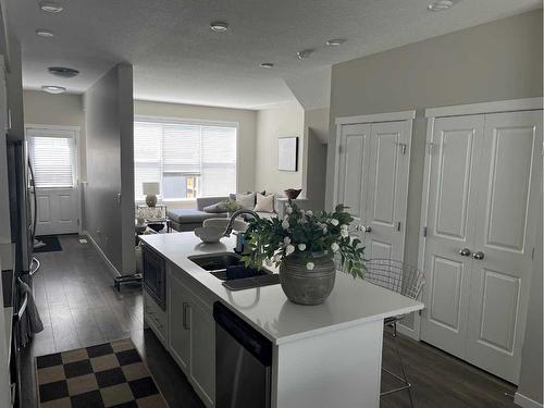 135 Masters Square Se, Calgary, AB - Indoor Photo Showing Kitchen