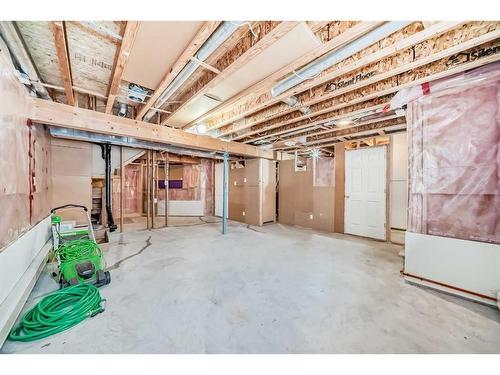 47 Somerglen Court Sw, Calgary, AB - Indoor Photo Showing Basement