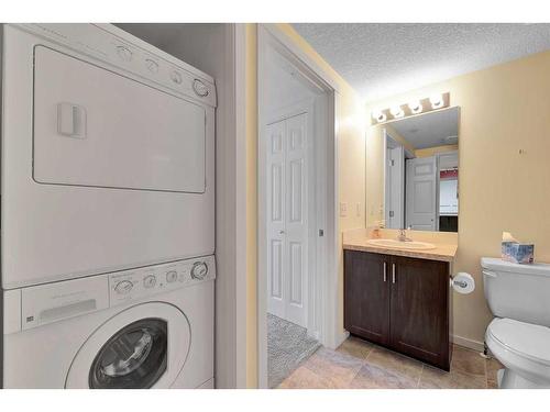 1204-279 Copperpond Common Se, Calgary, AB - Indoor Photo Showing Laundry Room