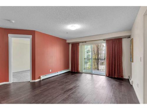 1204-279 Copperpond Common Se, Calgary, AB - Indoor Photo Showing Other Room