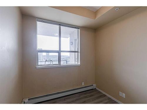 1401-1053 10 Street Sw, Calgary, AB - Indoor Photo Showing Other Room