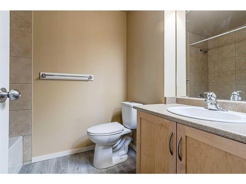 1401-1053 10 Street Sw, Calgary, AB - Indoor Photo Showing Bathroom