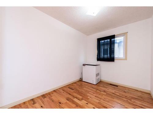 8 Castlebrook Place Ne, Calgary, AB - Indoor Photo Showing Other Room