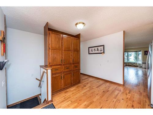 8 Castlebrook Place Ne, Calgary, AB - Indoor Photo Showing Other Room