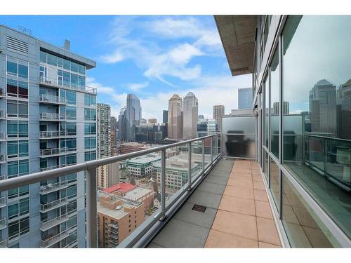 2207-135 13 Avenue Sw, Calgary, AB - Outdoor With Balcony With View