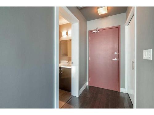 2207-135 13 Avenue Sw, Calgary, AB - Indoor Photo Showing Other Room