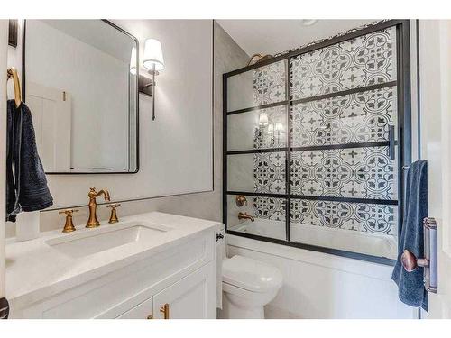 234097 48 Street West, Rural Foothills County, AB - Indoor Photo Showing Bathroom