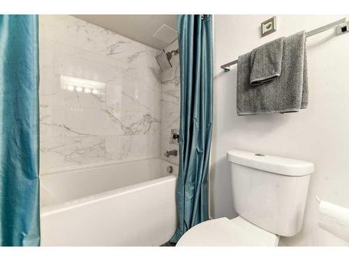 305-1213 13 Avenue Sw, Calgary, AB - Indoor Photo Showing Bathroom