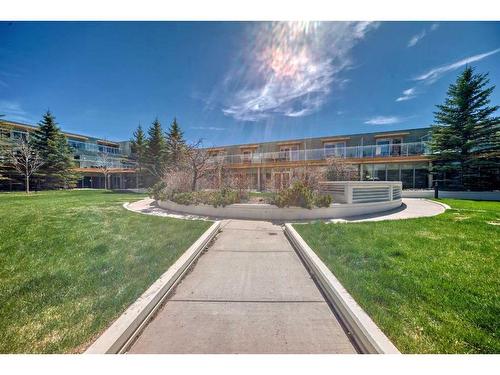 1907-99 Spruce Place Sw, Calgary, AB - Outdoor