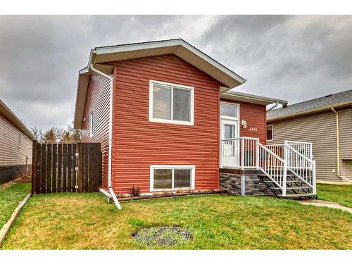 2433 Lawrence Lane, Bowden, AB - Outdoor With Exterior